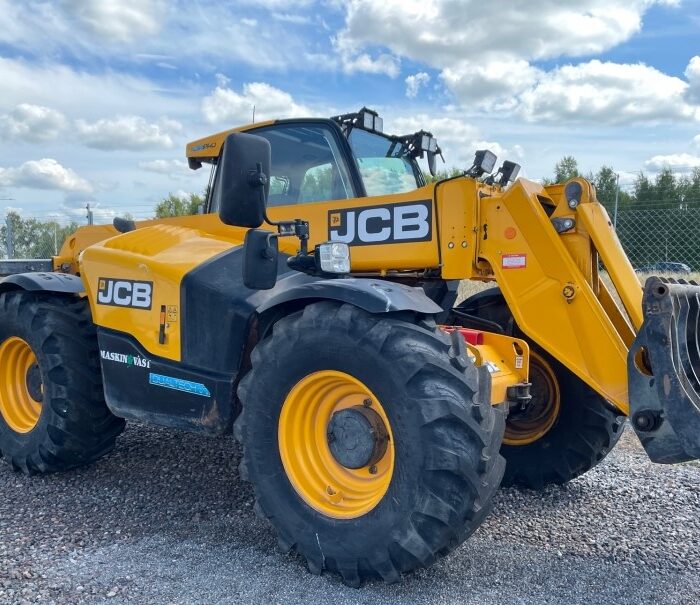 2017 JCB 541-70 AGRIPRO