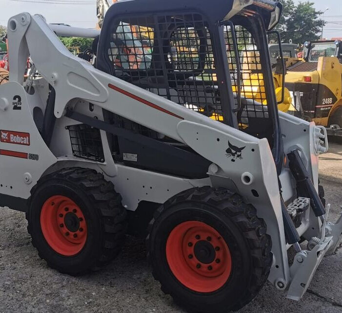 2013 Bobcat S570