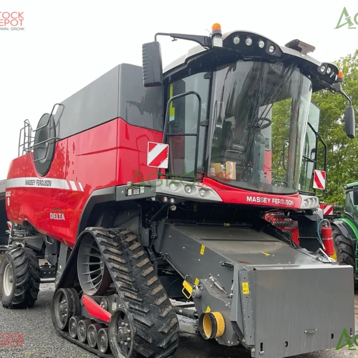 2017 Massey Ferguson 9380 Combine Harvester