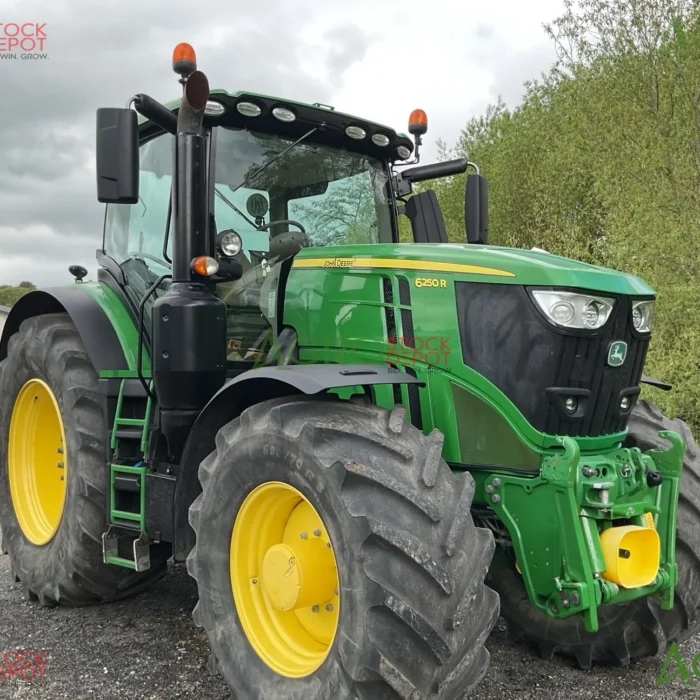 2019 John Deere 6250R 4WD Tractor