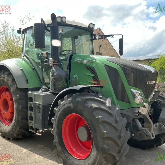 2015 Fendt 828 S4 Vario Profi Plus 4WD Tractor