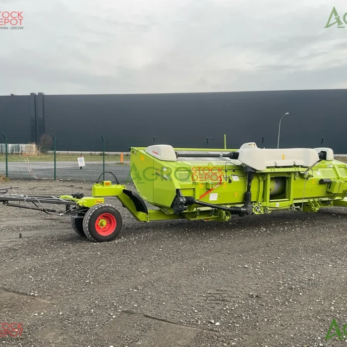 2022 Claas Direct Disc 600 Forage Harvester Header w/ Trailer