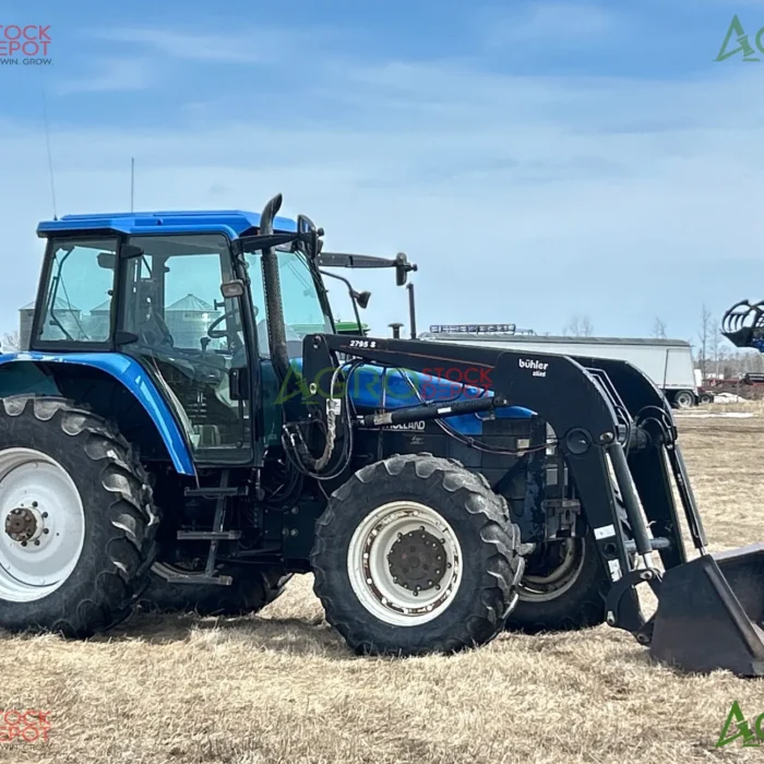 2001 New Holland TM135 4WD Tractor