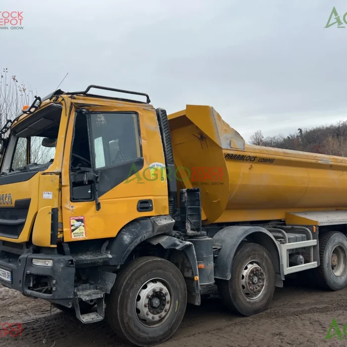 2013 Iveco Trakker 450 8x4 Dump Truck