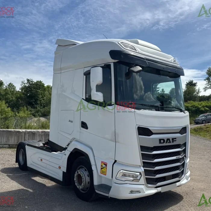 2023 DAF XG 530 FT 4x2 Sleeper Truck Tractor